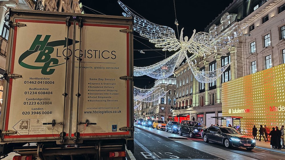 📷 We’re delighted to have recently helped <a href="/HamleysOfficial/">HamleysOfficial</a> deliver toys to <a href="/GreatOrmondSt/">Great Ormond Street Hospital for Children</a>!

#HBCLogistics #Christmas2024 #Toys