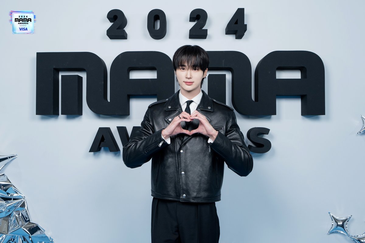 MAMA AWARDS tweet media