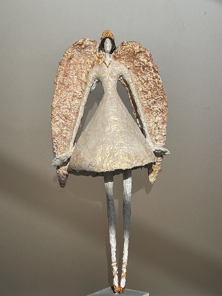 bitaanvari's tweet photo. https://t.co/QDVkZHLAVJ
It’s available Angel on #saatchiartgallery
It’s one of one
Handmade
Papier-mâché
#bitasculpture #artgallery #collector #Christmas #gift #nftarti̇st #NFTartwork https://t.co/XR6aUAnrJu