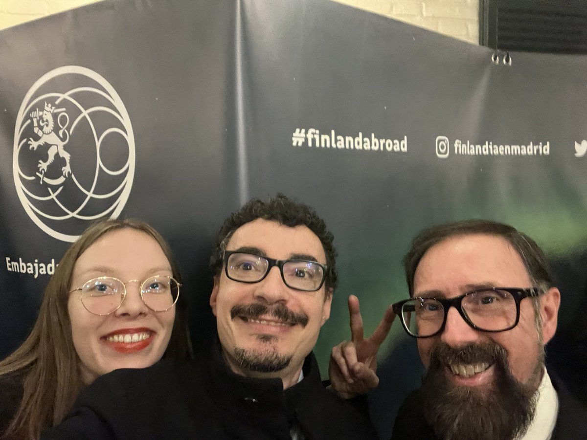 Hyvää itsenäisyyspäivää!
Happy Independence Day dear Finland!
¡Feliz día de la independencia Finlandia!

🇫🇮 

#itsenäisyyspäivää #Suomi #sustainableart #Finland #Madrid #hugculture #culturalcooperation #ecosystem #kestävätaide #finlandabroad