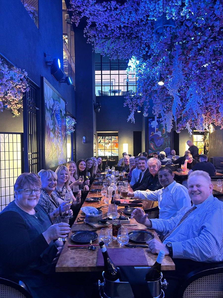 Yesterday, we had an insightful EOS workshop with Martin Andrew on effective Level 10 meetings, followed by a festive meal at Tattu, Birmingham. Thanks to Martin and everyone who made the day special. Here's to a prosperous new year! #TeamRotherwood #EOSWorkshop #Level10Meetings