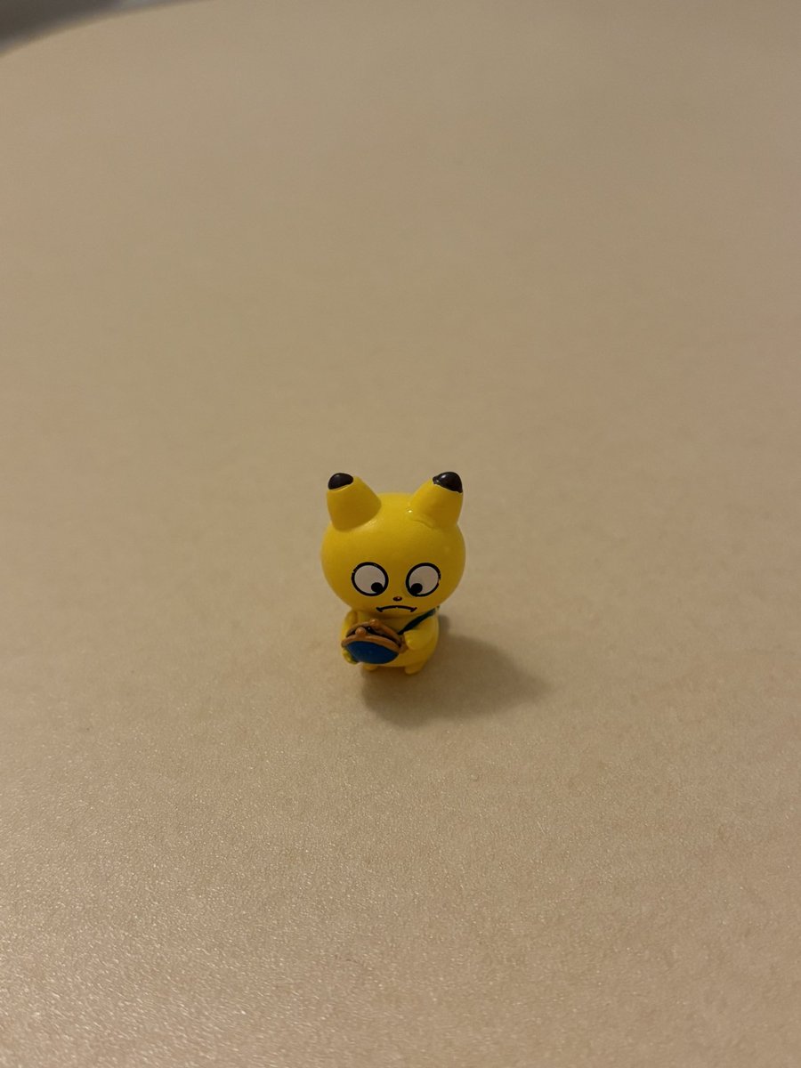 ryosuke_rinka's tweet photo. にしむらゆうじ購買部に行ってパンダ狙って入浴剤買ったらきつねでした https://t.co/f5Jy6iZDb1