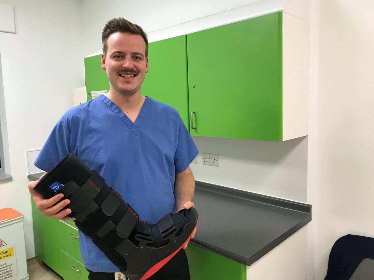 NCAresearchNHS's tweet photo. Foot problems are common in #diabetes and can have devastating effects. We're delighted that podiatrists are among our very research-active Allied Health Professionals @NCAlliance_NHS.
See more about the work of our team @buryco_nhs, led by @jameslinsley6 
https://t.co/cZ2jFyIWbd https://t.co/6Gr9x1TTmD