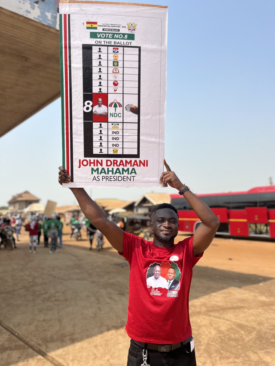 LordBoam's tweet photo. Vote JDM As Our Next President Of Ghana
Vote EKB As Your Next MP for Pru East Constituency
#NDC #BoamForMP #MahamaForPresident https://t.co/wrwDFs6HH7