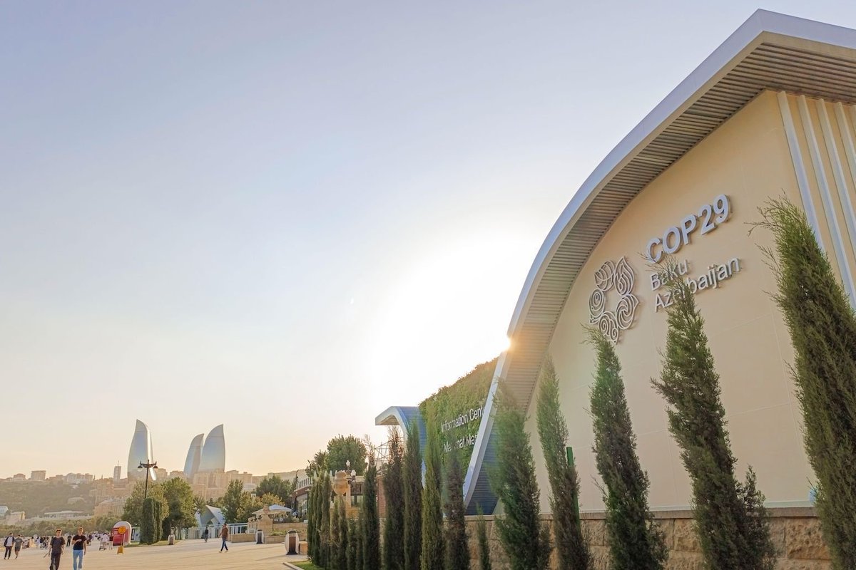 COP29: Key outcomes for food, forests, land and nature at the UN climate talks in Baku | <a href="/aruna_sekhar/">Aruna Chandrasekhar</a> <a href="/daisydunnesci/">Daisy Dunne</a> <a href="/orladwyer_/">Orla Dwyer</a> <a href="/YanineQuiroz/">Yanine Quiroz</a> <a href="/GAViglione/">Giuliana A. Viglione, PhD</a> w/ comment from <a href="/1TeresaAnderson/">Teresa Anderson</a> <a href="/CarbonMrktWatch/">Carbon Market Watch</a> <a href="/clemetivier/">Clement Metivier</a> <a href="/OWC93/">Oliver Camp 🌽</a> 

Read here: buff.ly/3BgAa6u