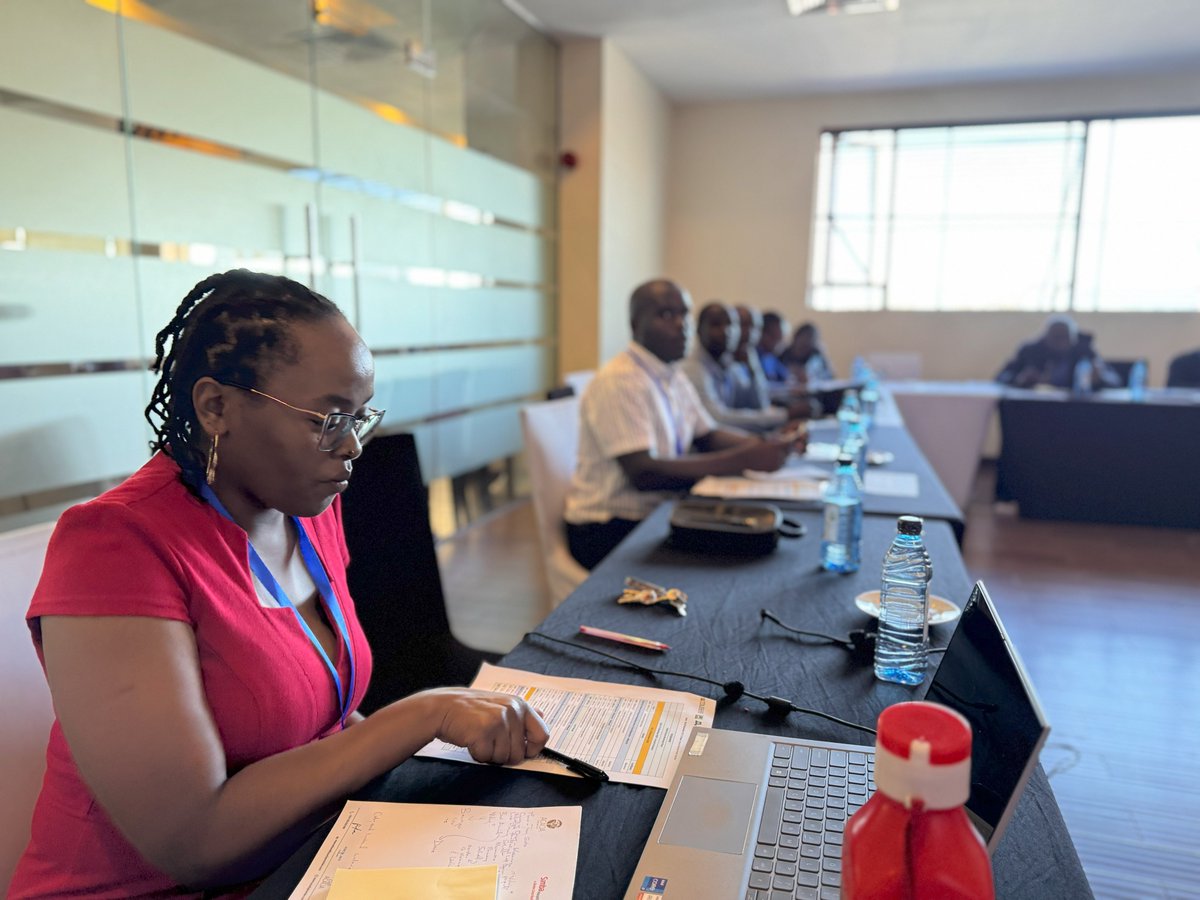 ZoNoHProject's tweet photo. In our 3rd ZoNoH Service Workshop, we have made remarkable progress in co-creating and articulating our vision: 

“Transform Ikolomani into a model sub-county by eliminating anthrax, fostering healthy and prosperous communities.” https://t.co/25Z3UVtHJW