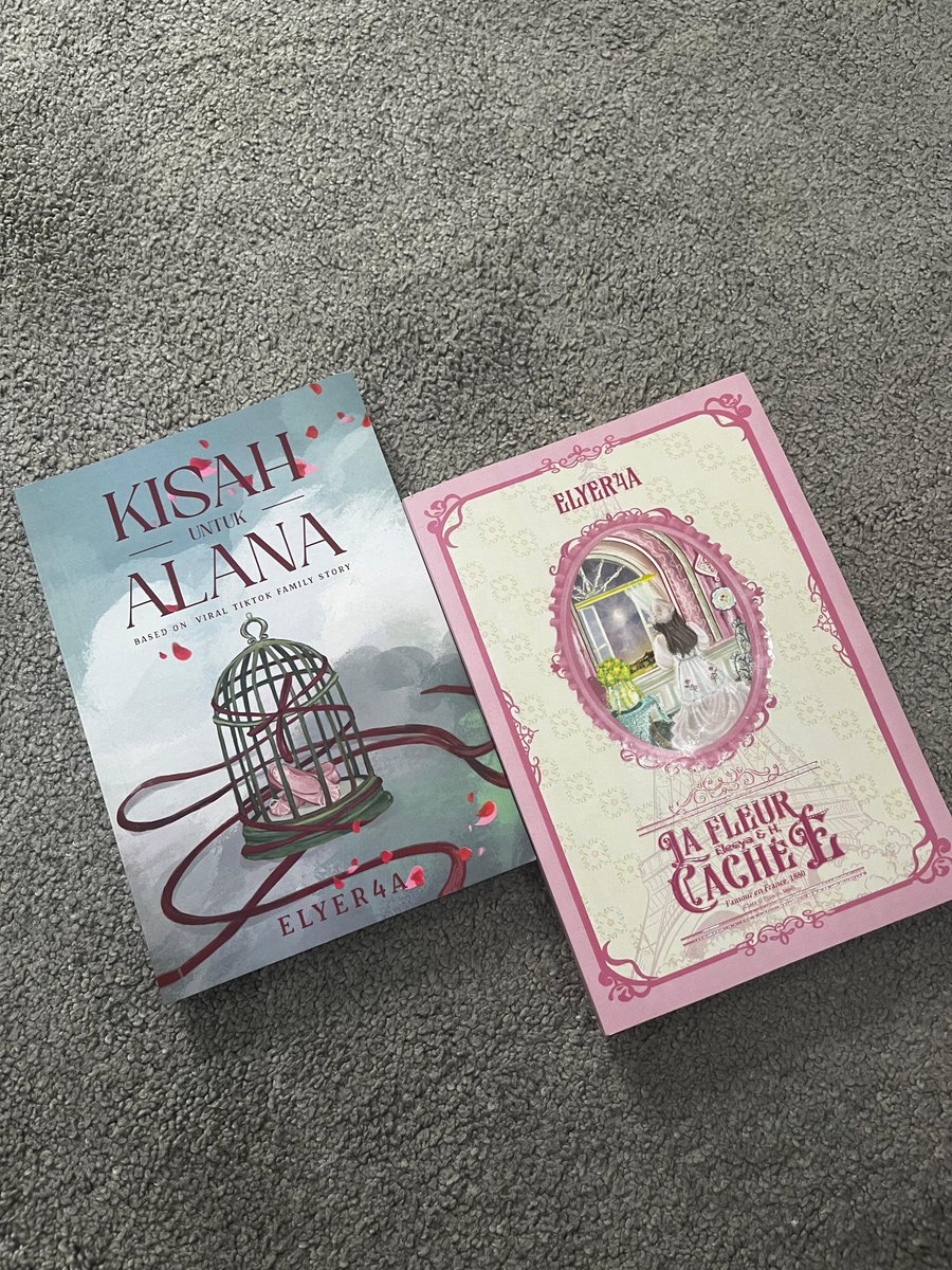 id_akad's tweet photo. penulisnya sama tapi vibes ceritanya beda, suka novel yang mana? minakad suka semuanyaa @elyer4a 🥰 https://t.co/81V1h3NbNs