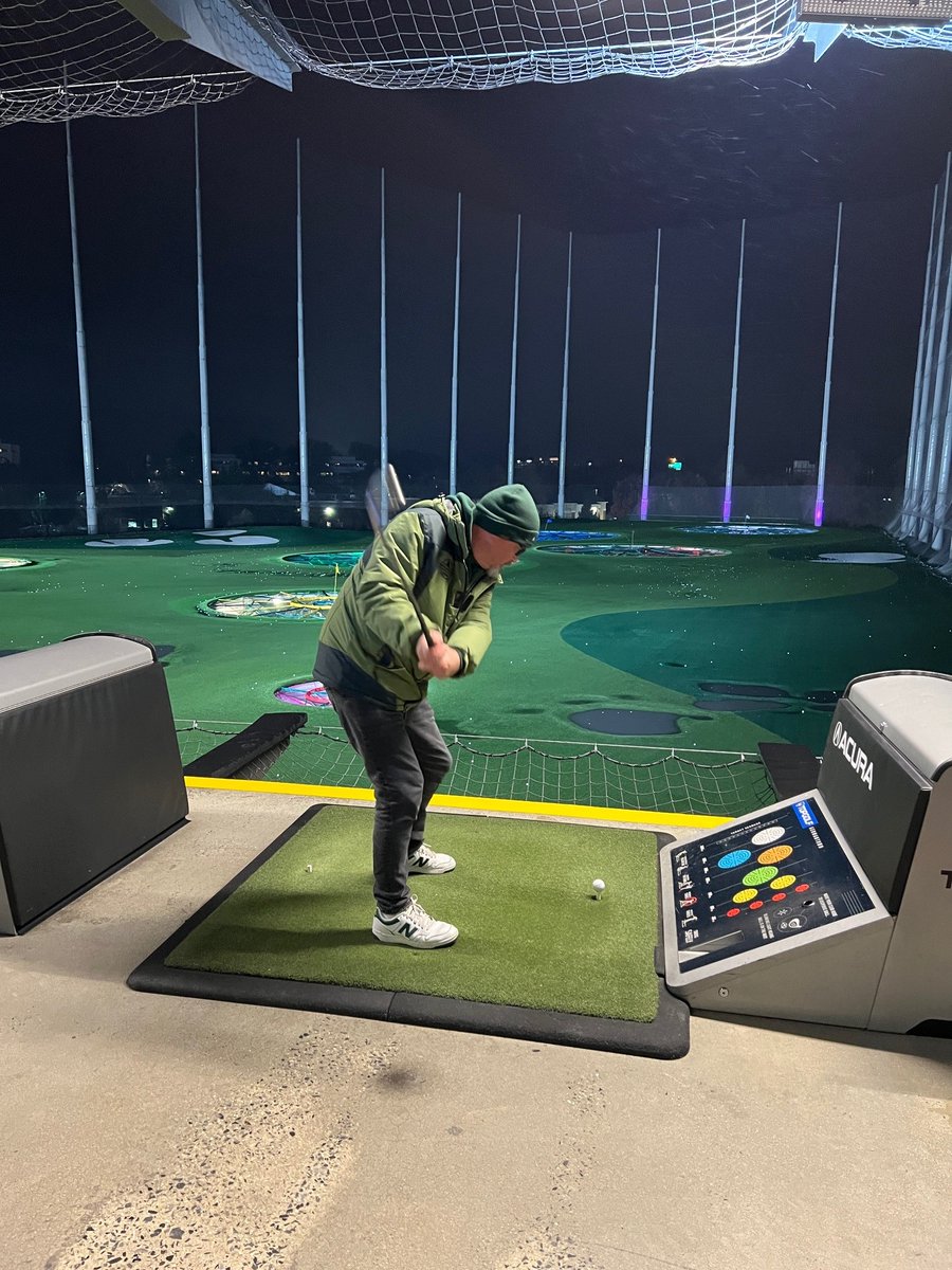 🏌️‍♂️ Sales Team on Par! 🎯

Shoutout to our incredible sales team for crushing their goals and earning a well-deserved outing at Top Golf! 🏆

#Teamwork #BeckleysRVs #GoalsCrushed #salesteam #topgolf #sales #goals #RelaxExploreLIVE