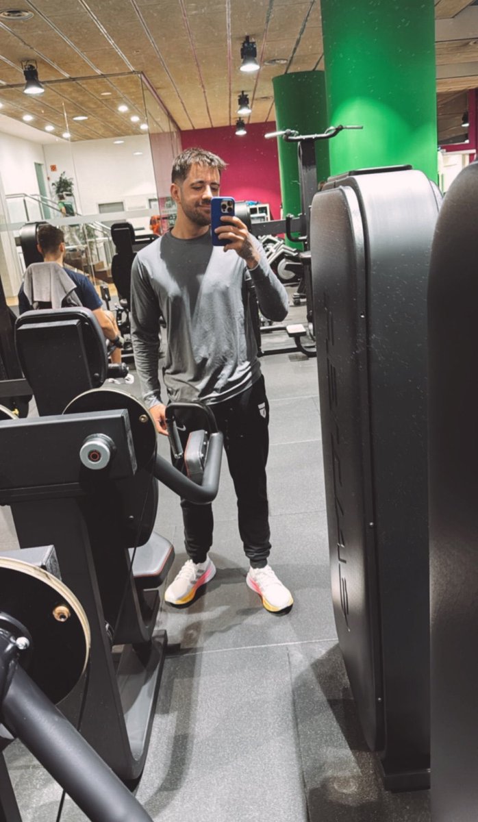 El viva el pelo para abajo y las fotos gym 🗣️