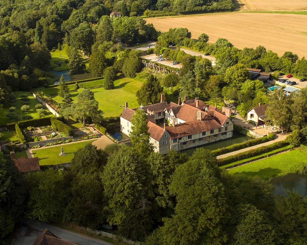 Excited to deliver an environmentally sensitive M&amp;E design for <a href="/nationaltrust/">National Trust</a>’s Ightham Mote visitor centre!
Find out more at skellyandcouch.com/projects/item/…

Project in Collaboration with <a href="/ReedWattsArch/">Reed Watts Architects</a> 
Photos: Reed Watts &amp; NT.

#sustainability #sustainablearchitecture #heritage