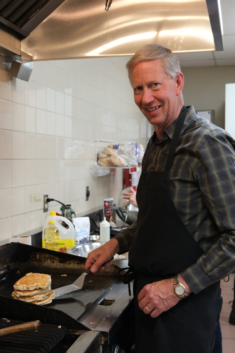 Our favourite Christmastime tradition at Heritage is our Pancake Dinner and Caroling night. Yesterday students enjoyed a homemade pancake supper, and went door-to-door Christmas caroling. We're praying this yearly tradition continues to bring joy to the community around Heritage.