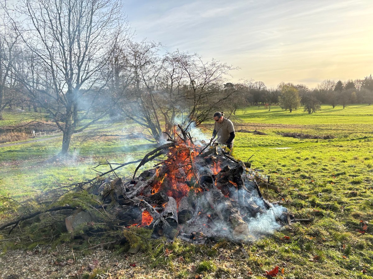 I joined the Friday volunteers as they had a bonfire to dispose of a poorly cedar. The smell of wood smoke on my jacket is wonderful. #yorksarboretum #volunteering
If you want to explore volunteering do check out our website.