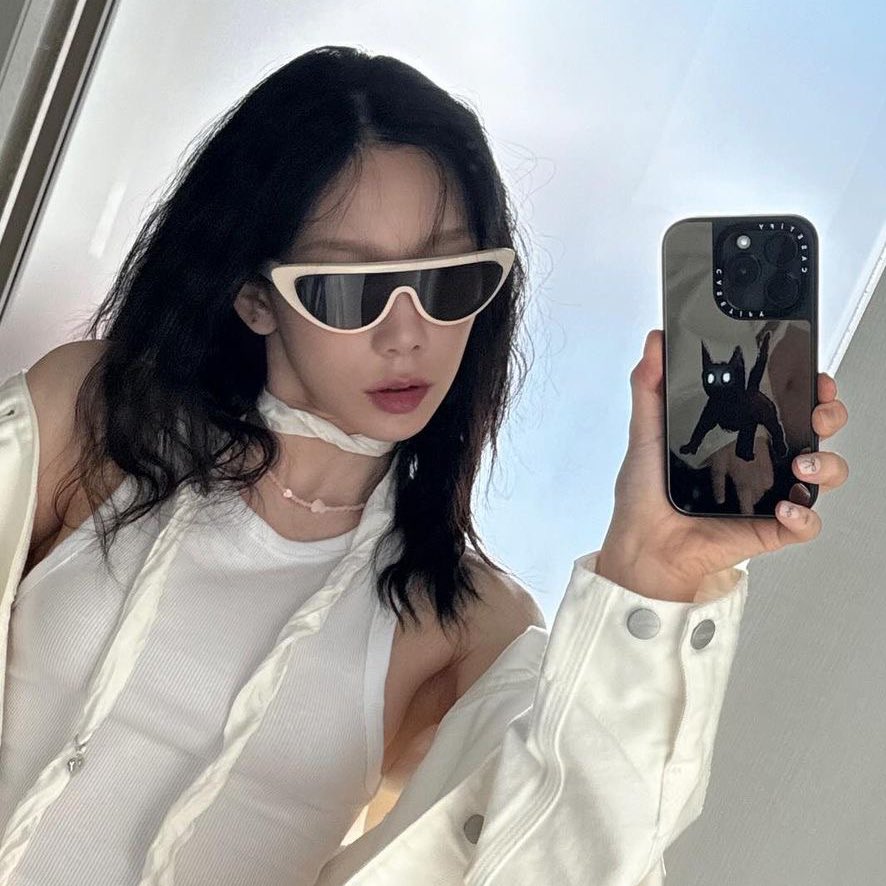 noftaeng_'s tweet photo. 🐈‍⬛🖤🎱🐾 :* meow taeng https://t.co/oxa1u0mD1K