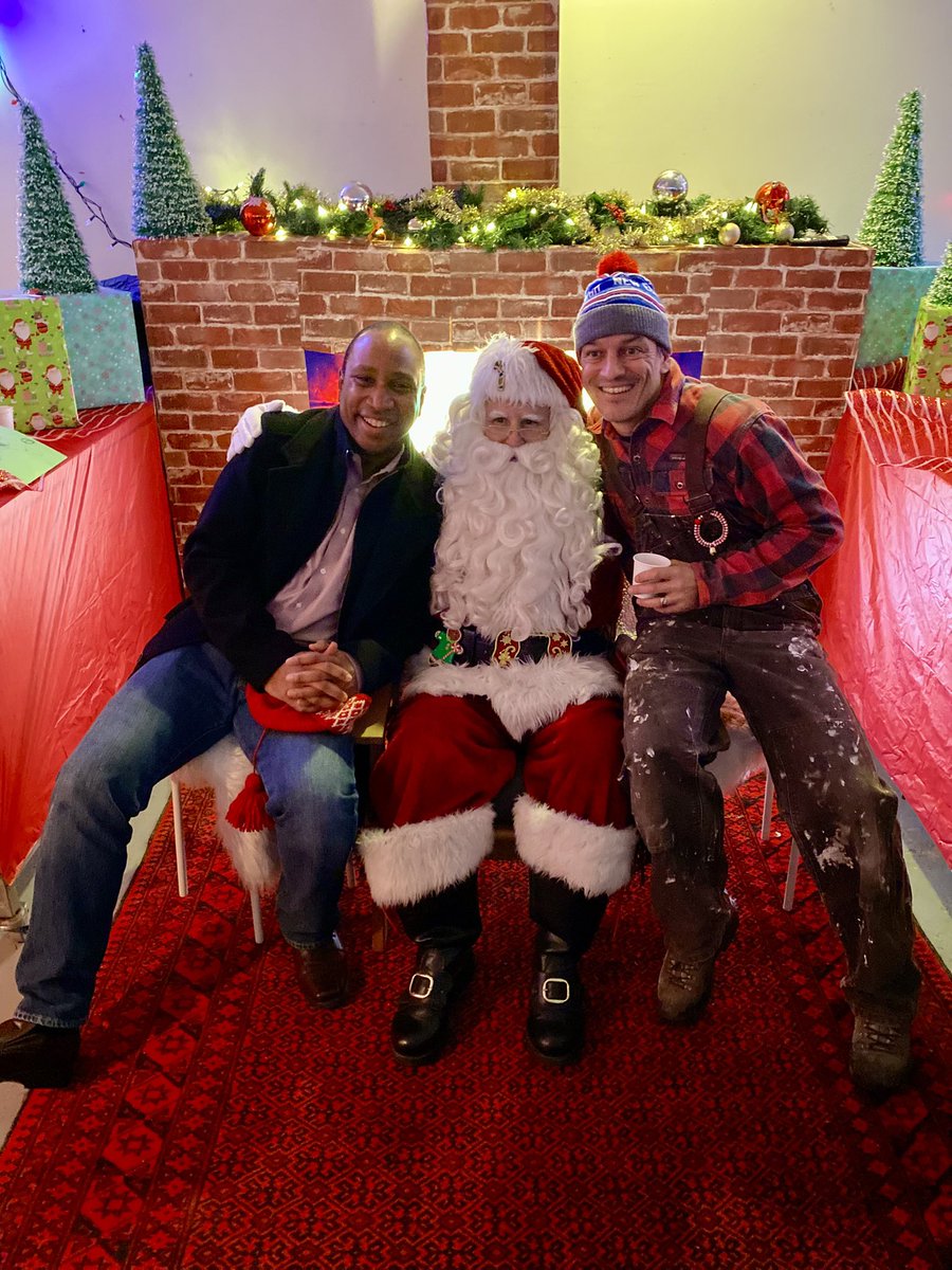 Great to visit Santa along with other members of the community at the Holiday Lights Gathering held at the field house in New Edinburgh last weekend! <a href="/New_Edinburgh/">New Edinburgh NECA</a> <a href="/NEFieldhouse/">Crichton Community Council - New Ed Fieldhouse</a>