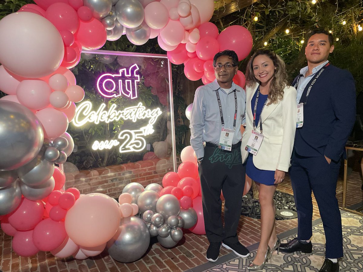GooseOtt's tweet photo. Thank you, Singapore! 🥹
This year we celebrated 25 years of @asiatvforum from the top (quite literally). 🎉
A special thanks to everyone who visited us, and cheers to our wonderful team that continues to share Goose around the world. 🌎
Until next year... 👀
#GooseTour #ATF https://t.co/s4UKVIPylg