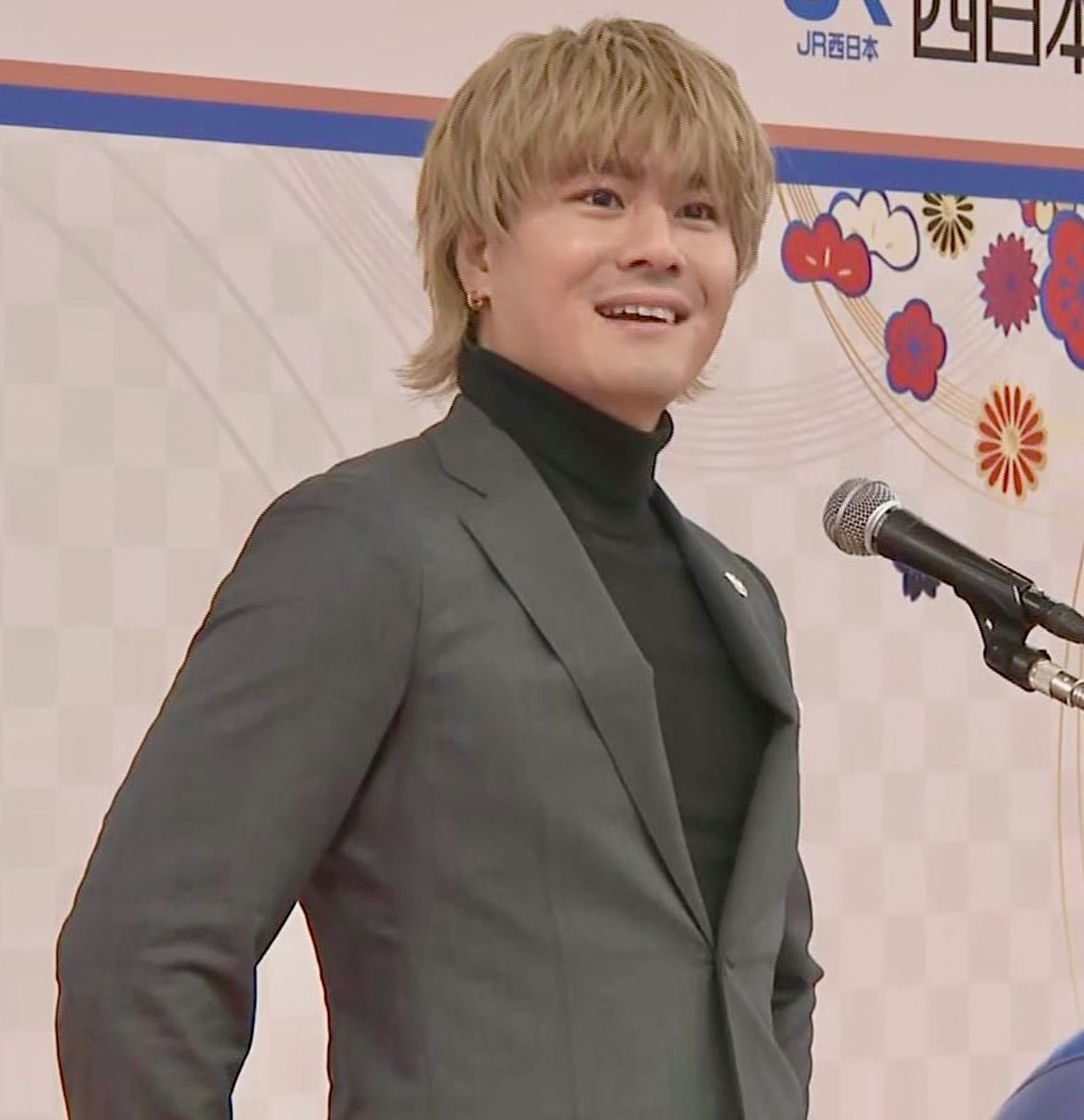 __7l5_'s tweet photo. アナ雪2 みてたけどホンマにクリストフが慎太郎にしか見えなかった https://t.co/rf4vR5zCdm
