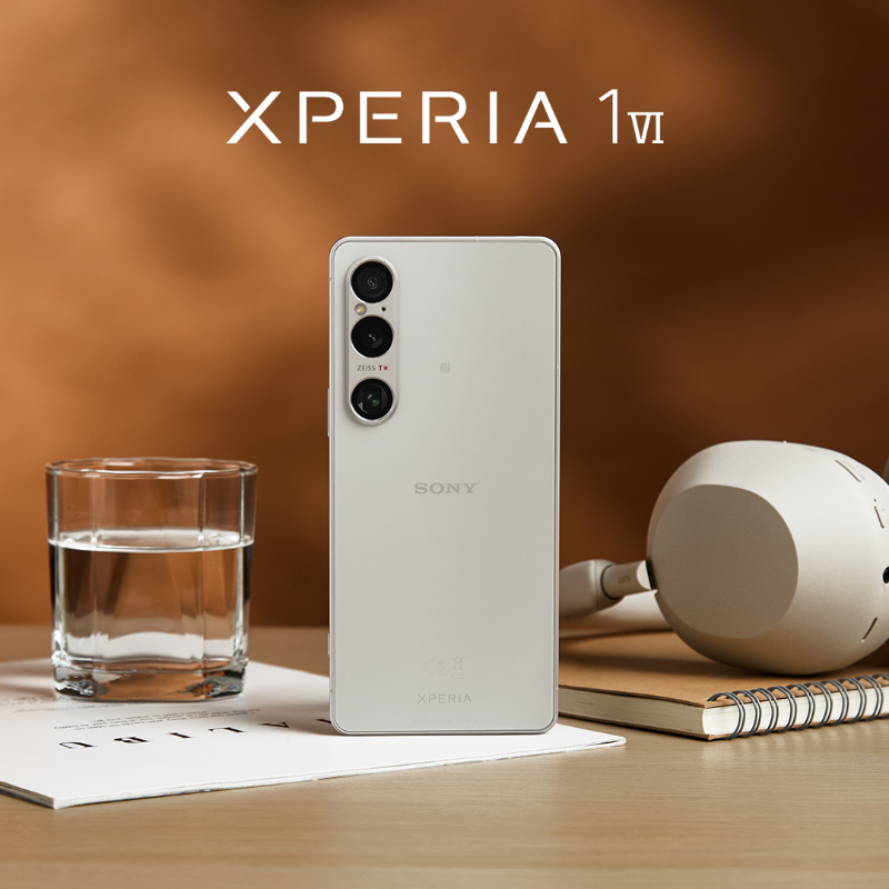 sonyxperia's tweet photo. Want to enjoy music without interruption? 🎶 Xperia 1 VI's 3.5mm jack brings you high quality, immersive audio with an advantage of a wired environment, wherever the day may lead.
#SonyXperia #Xperia1VI #WiredHeadphone #AudioJack