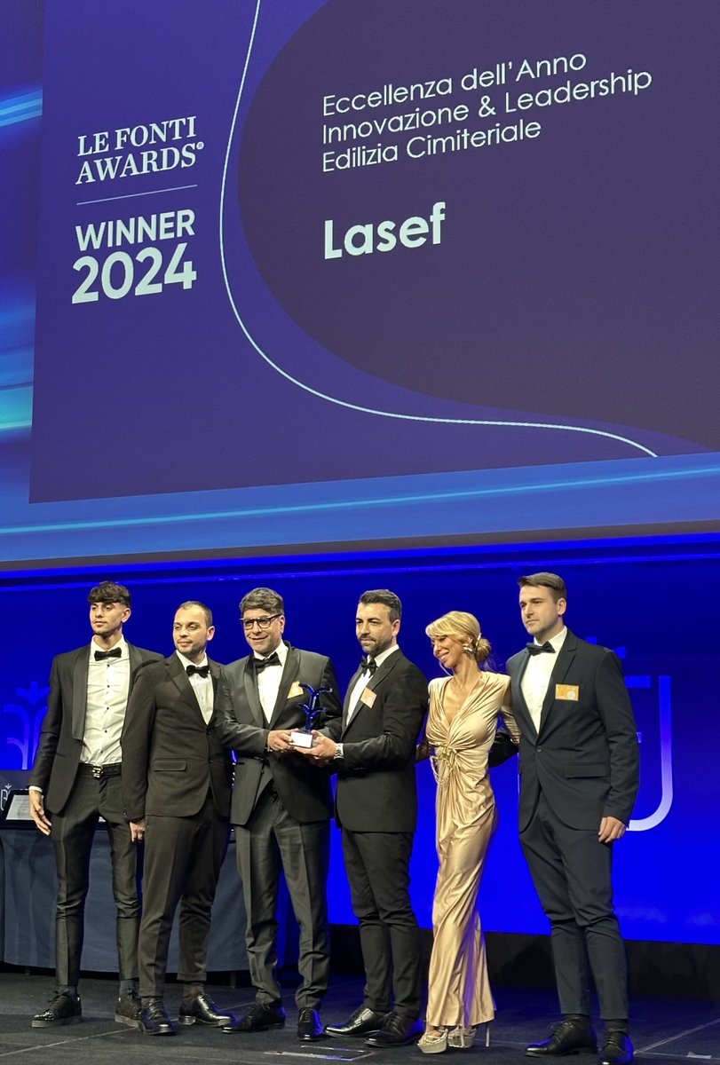 lasefsrl's tweet photo. #Lasef è stata premiata ai Le Fonti Awards 2024 come Eccellenza dell’Anno - Innovazione &amp; Leadership - Edilizia Cimiteriale! 🏆
Un riconoscimento al nostro impegno per #innovazione e #sostenibilità. 

#Leadership #LeFontiAwards #EdiliziaCimiteriale #EcoLight #Ediliziacimiteriale https://t.co/qjVOqQXJmz