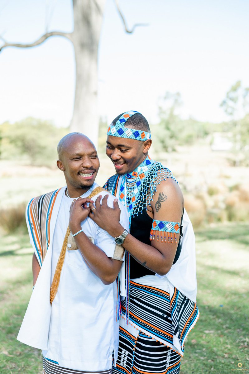 bonganisoul's tweet photo. I choose you over and over again Dlamini

#foreveryena #MrJikijelaGaroëb #catchingflightsandfeelings https://t.co/hjJ0LVUZ2i