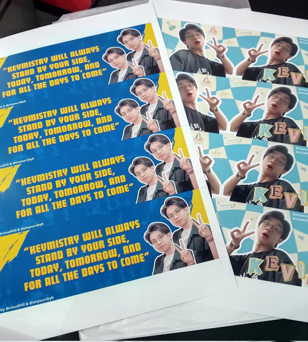 cloudhllll's tweet photo. Freebies #imkevin UMJ from me &amp; @imyoursbyb dah readyyy!!!

Per orang bakal dapet 1 pouch, snack package dan hand banner yaa (limited hand banner, siapa cepat dia dapat). Buat detail locationnya akan kita info besok

see you #kevmistry 😍🥰 https://t.co/m09p8Uunp1