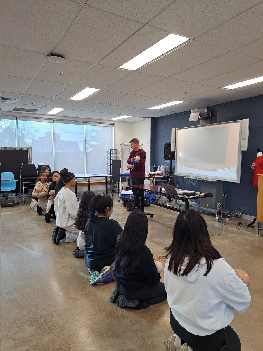 Ms. Santos-DeSousa tweet media