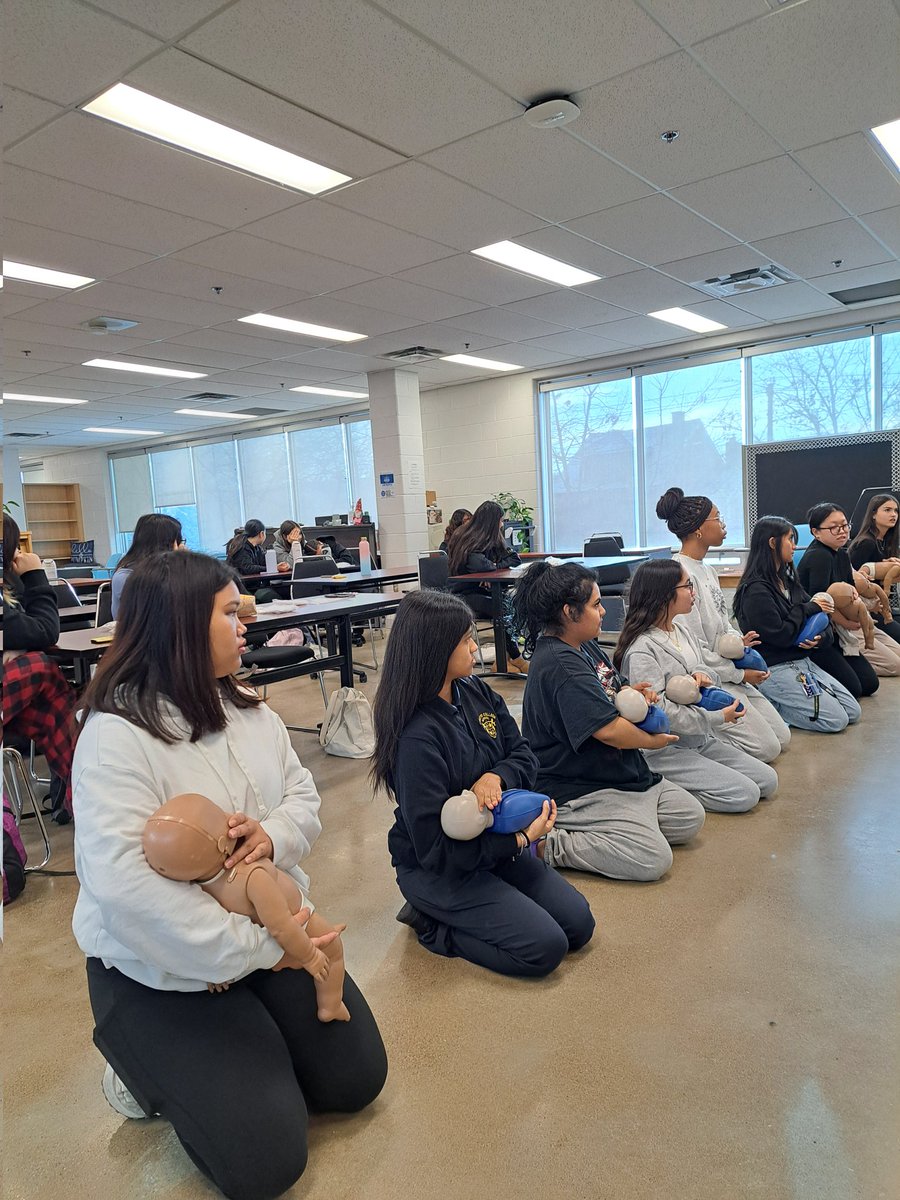 Ms. Santos-DeSousa tweet media