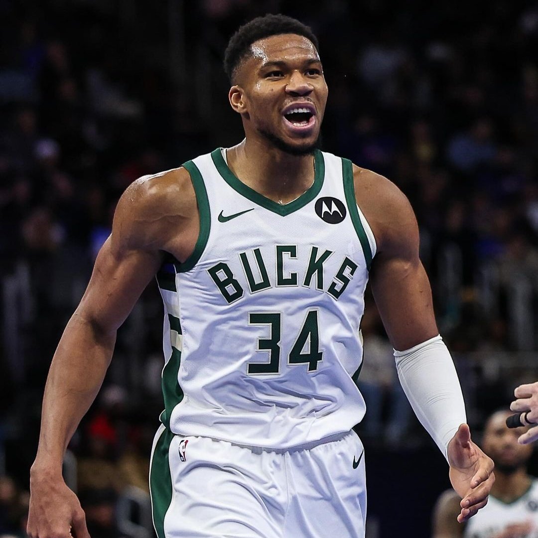 NBAdabad's tweet photo. 🚨 NBA ATUALIZA CORRIDA PARA MVP!

1. Nikola Jokic
2. Giannis Antetokounmpo
3. Jayson Tatum
4. Shai Gilgeous-Alexander
5. Karl-Anthony Towns
6. Franz Wagner
7. Anthony Davis
8. Luka Doncic
9. Donovan Mitchell
10. Victor Wembanyama https://t.co/XX7OQY0m3K