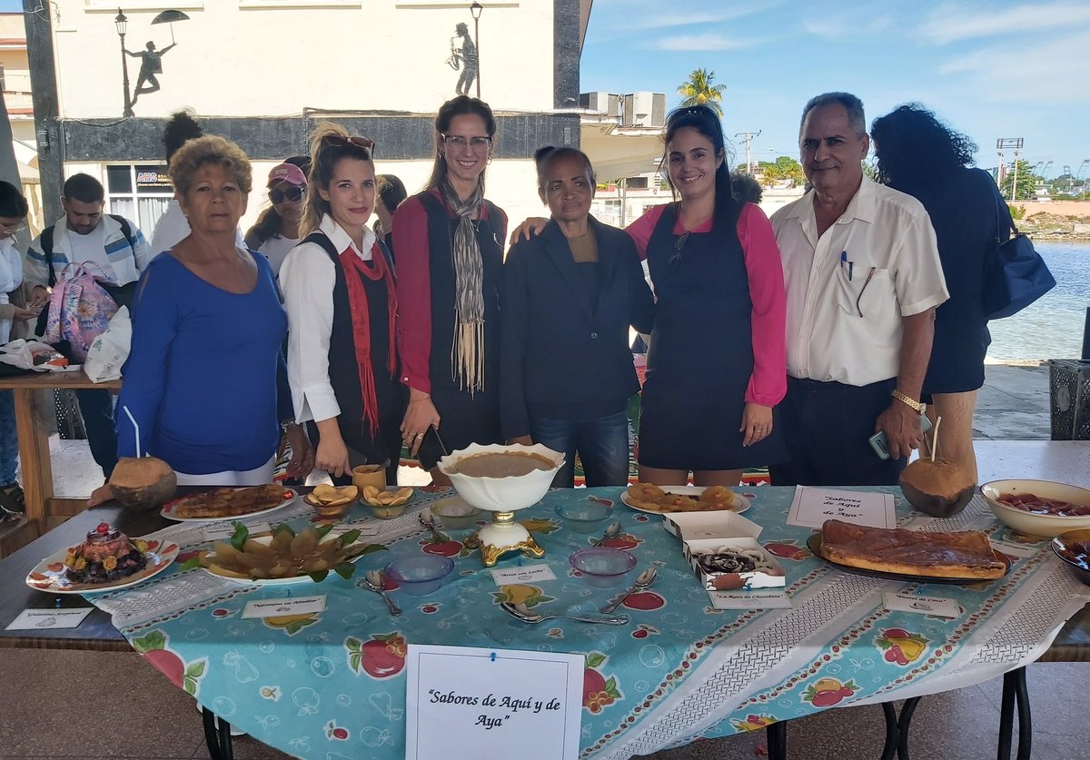 EtecsaCfgos's tweet photo. Realizó la División Territorial de @ETECSA_Cuba Cienfuegos el evento de #MujerCreadora, se presentaron varios trabajos en las 4 comisiones, culinaria, artesanía y manualidades, investigación y multimedia y artes escénicas. #30AñosContigo @AnalaisyG @yulls_yusimi @taniavel76 https://t.co/mecyC1VKeV