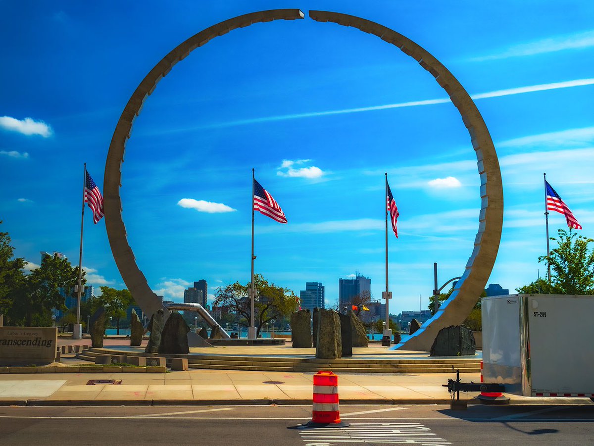 killeen842's tweet photo. Detroit + Summers -M O Z 89
 #austincreative   #photooftheday #photography #creativephotography #Michigan #atxcreative     #mozbooks89 #austinphotographer      #streetphotographer   #streetphotography #sony #photographylovers #motown #detroit https://t.co/hQ5Gng2I1v