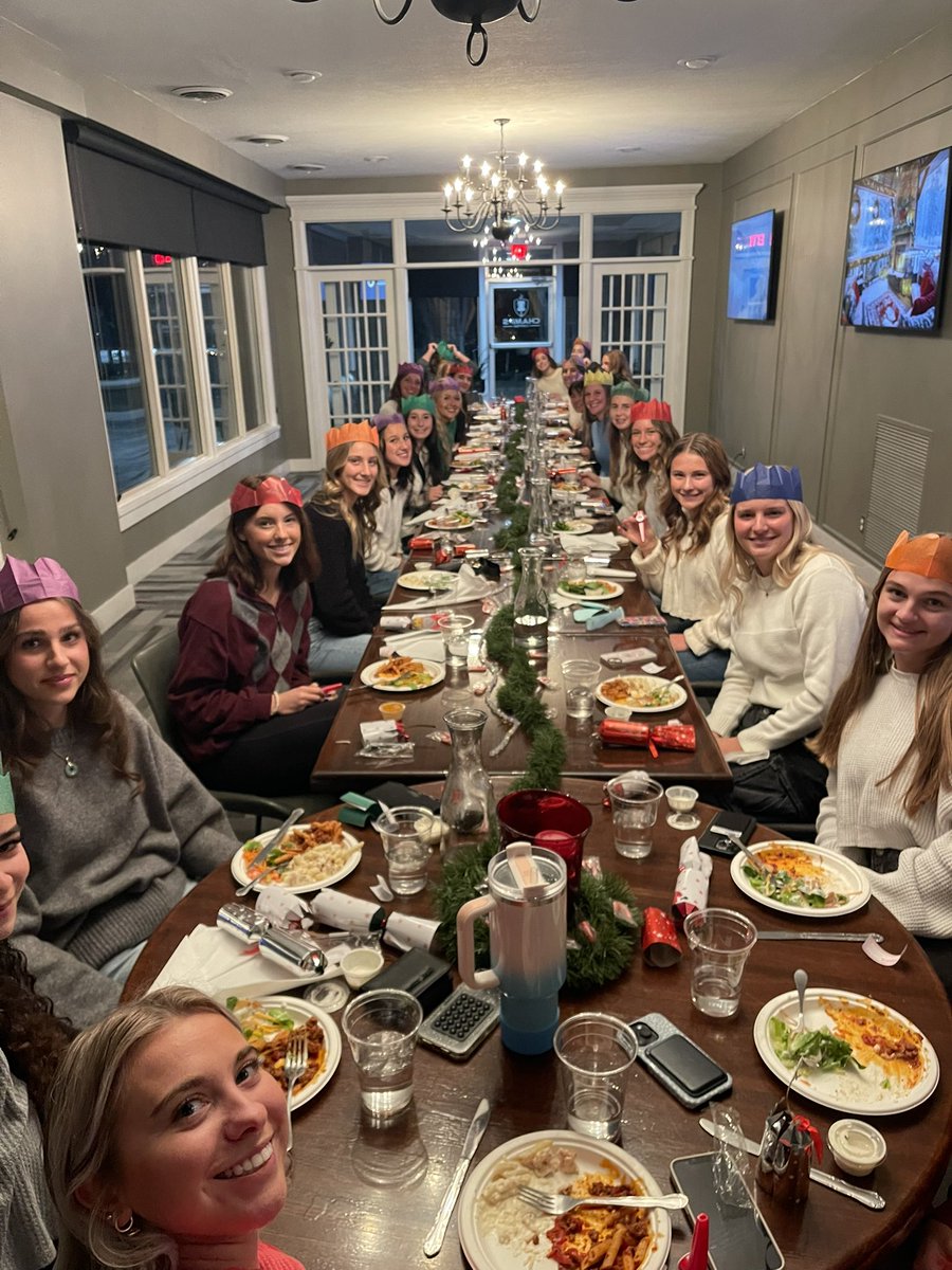 ESU_WoSoccer's tweet photo. We wrapped up the season in style at our end-of-season Christmas party 🎉 

Golden Boot: Hadlie L
Top Newcomer: Megyn M
Players’ Choice: Ruby R
Coaches’ Choice &amp; Corky Cup: Mikhaela G

That’s a wrap on 2024—Stingers Up! 🐝 https://t.co/pTgpZUMmas