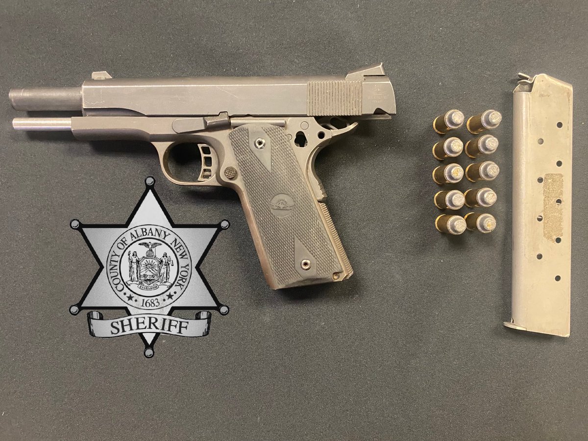 Craig D Apple tweet media