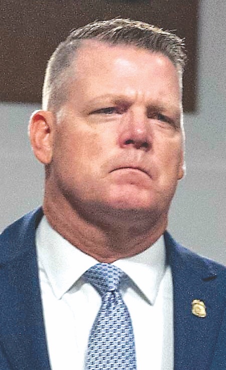 KeepSlower's tweet image. This Tin Tin Quiff is the male Karen hairstyle.  In this case it should be spelled queef.