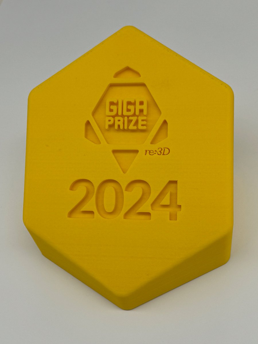 It's the final weekend for the 2024 Gigaprize competition! We're giving away a Gigabot 4 3D printer to someone making a difference in their community. Deadline for applications is midnight on Monday Dec. 9. To apply, visit re3d.org/gigaprize-2024!