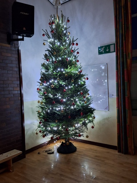 EstfeldSchool's tweet photo. Christmas has well and truly arrived at Estfeld.  We loved switching on the lights in Tickhill and our children were amazed to see that Christmas had also arrived in school last week. https://t.co/al1ngya6AV