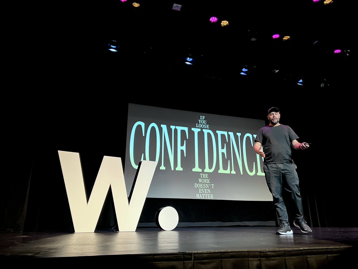 brnamorim's tweet photo. Photodump for the 1st day at the #awwwardsconf @awwwards https://t.co/or2WiOVheh