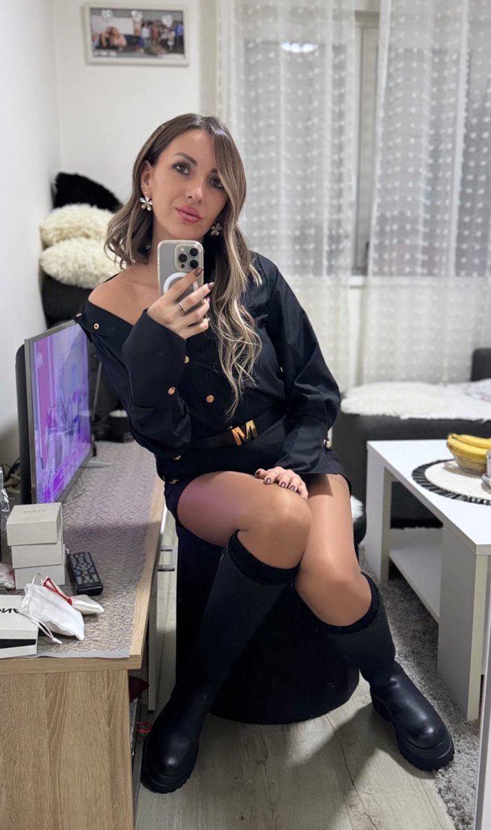 Nasılım önden mi arkadan mı?
0545 142 7346
vatsaptan yaz