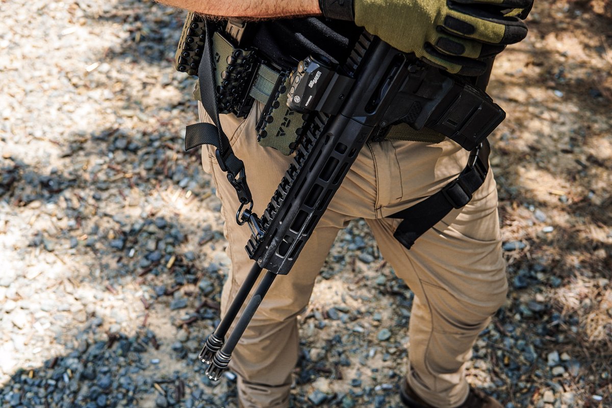 SilvershadowAdv's tweet image. What better than having a double barrel advantage, this rifle just echos innovative! #silvershadow #gilboarifle #dbrsnake