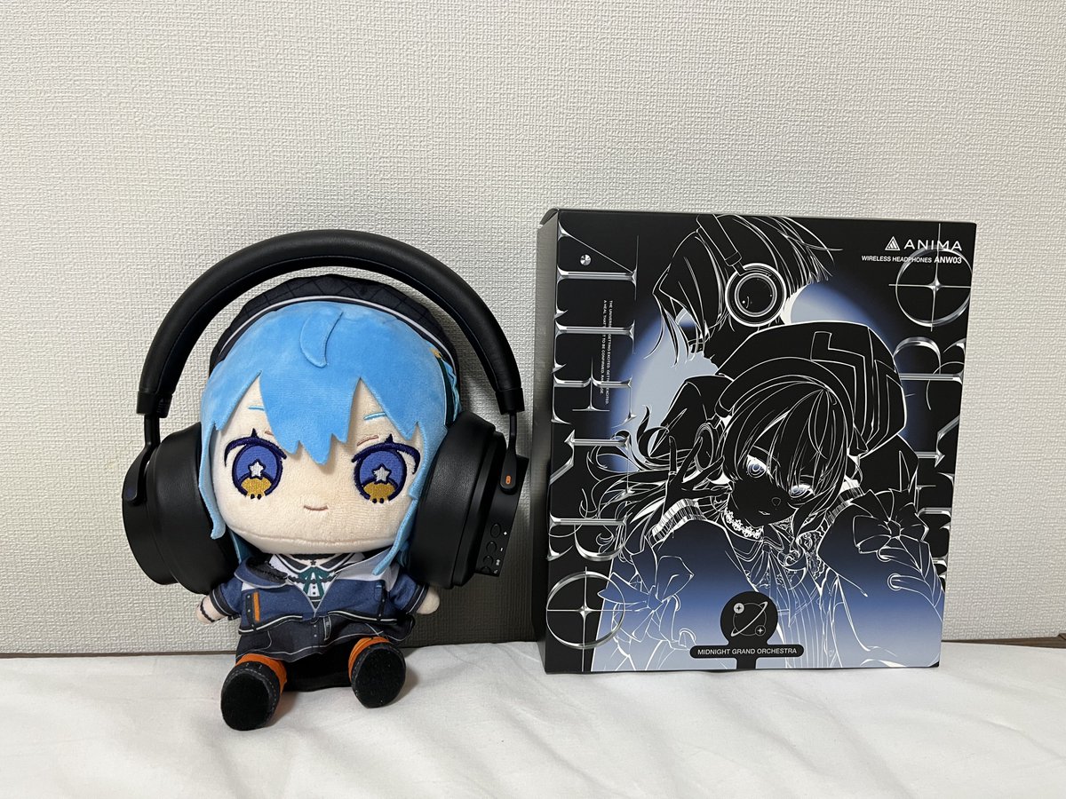 akatuk281's tweet image. ヘッドホン届いた!!
めっちゃかっこいい!
#MGO
 #ミドグラヘッドホン