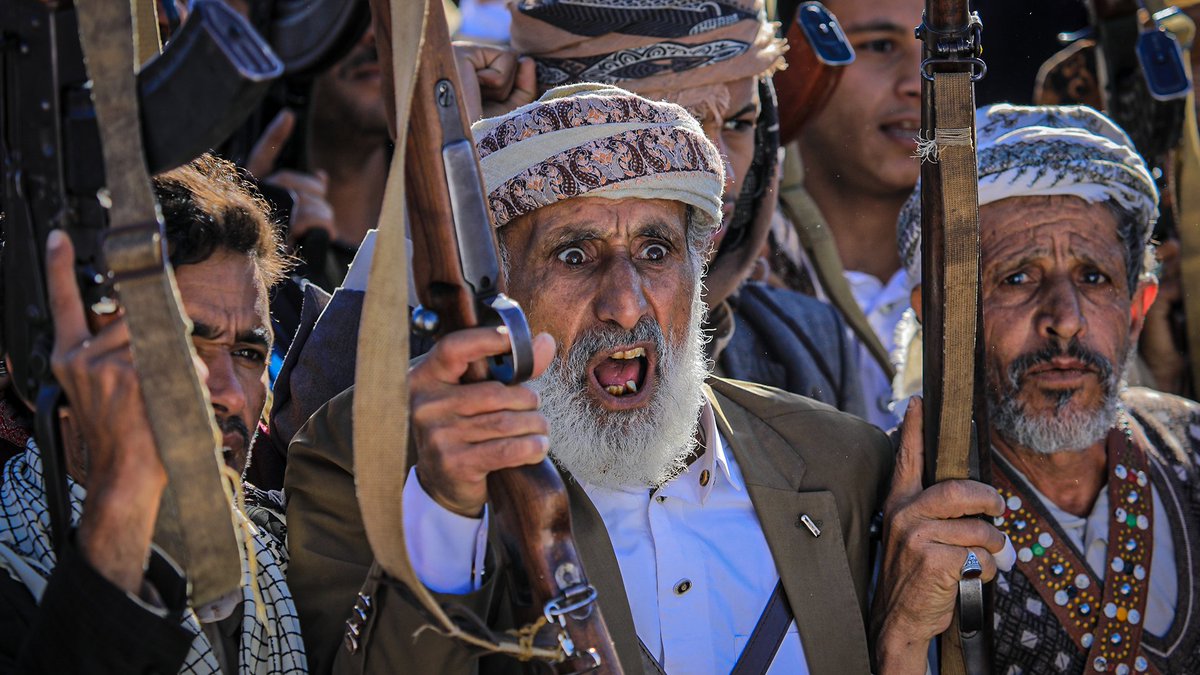 MMY1444's tweet photo. بالصور | طوفان بشري متجدد تحت شعار "ثابتون مع غزة.. بلا كلل ولا ملل ولا تردد" بالعاصمة صنعاء تضامناً مع غزة وتأييداً لعمليات القوات المسلحة اليمنية المساندة - 6 ديسمبر 2024 

#مع_غزة_حتى_النصر #معركة_الفتح_الموعود_والجهاد_المقدس