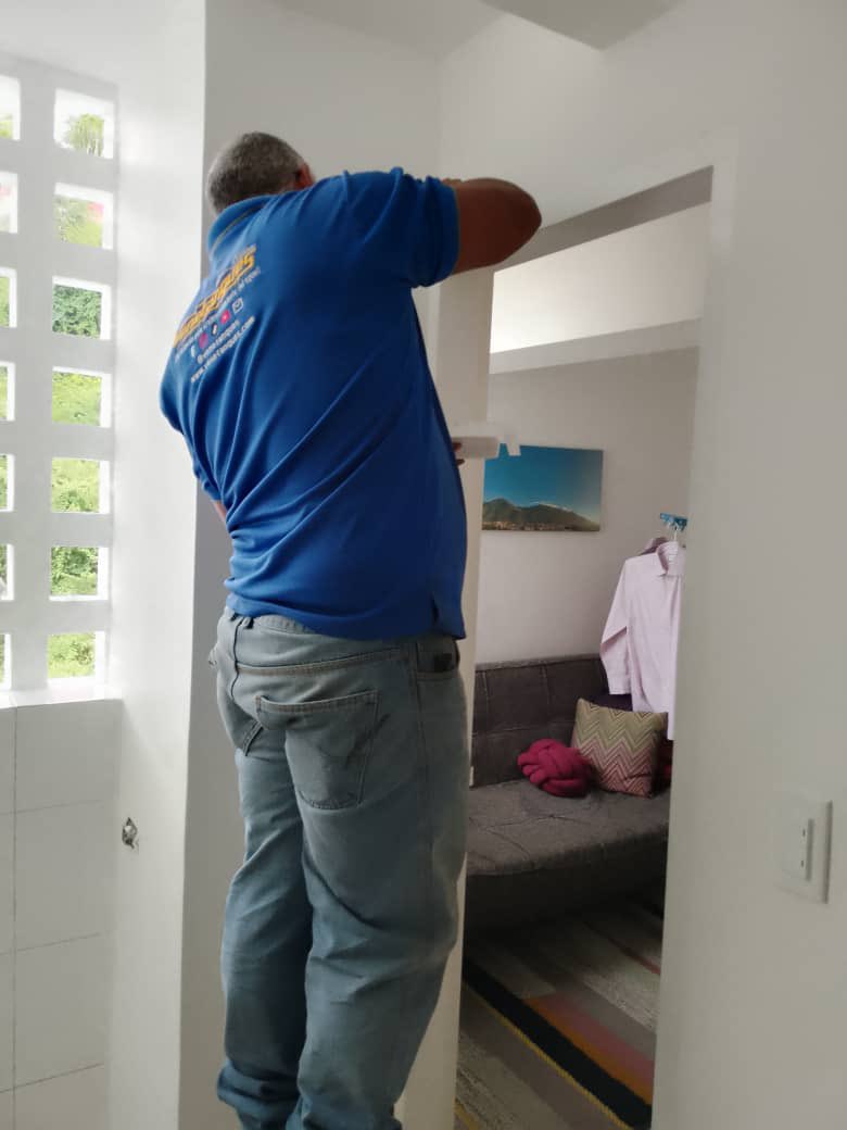 venetanque's tweet photo. En Venetanques te brindamos el mejor servicio desde la instalación de tanques, destapados, remate de albañilería hasta dejar el apartamento como nuevo!!!! #plomeria #tanquesdeagua #termofusion https://t.co/zaHsfkngzo