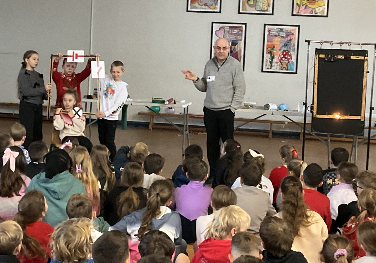 St_Wilfrids_CE's tweet photo. Our KS2 children were captivated this morning, as they watched an amazing science show, sparking their curiosity and enthusiasm for the wonders of science. @LT_Trust @trav_science https://t.co/vbtjK5dnYi