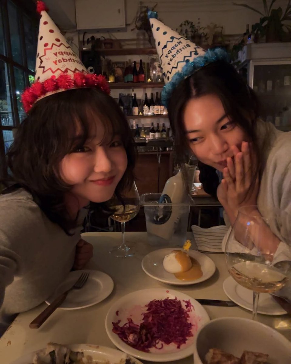 Choi Yoojung INA 🌻🌻🌻 tweet media