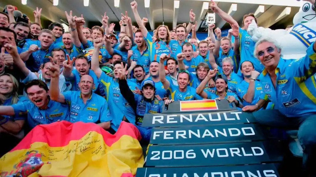 JohnF1_14's tweet photo. Esto es literalmente mentira.
-Renault pasó de no ser nadie a ganar 2 mundiales.
-McLaren pasó de estar fatal en 2006 a pelear el mundial en 2007.
-Renault pasó de no ganar ni una carrera en 2007 a ganar 2 en 2008.
-Ferrari pasó de estar out en 2009 a pelear 2 WDC con ALO. https://t.co/kJSVJjGvvu