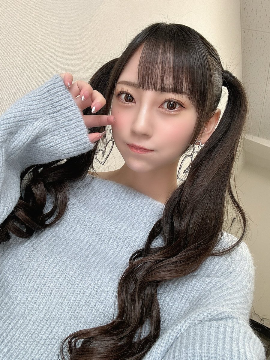 明日は写真集発売記念イベントです✨️
チケットを購入してくださった方は
お気を付けて会場まで来てくださいね🫶

チケットの再販、当日券はありません🥹 https://t.co/Rrgna7s4lB