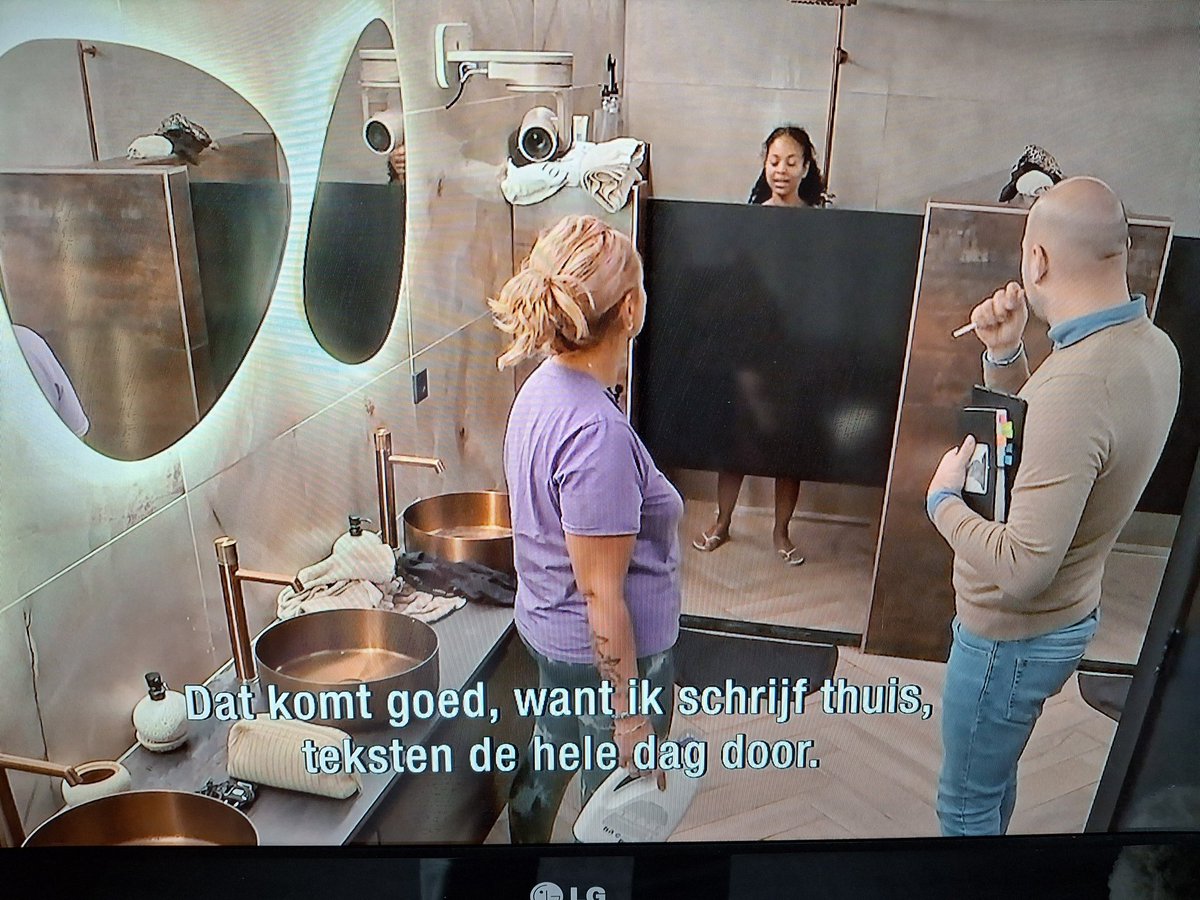 manoeska61's tweet photo. Een 2-tal bewaar quotes van de eeuwige alleskunner #Annet
Ik heb nu al zin in de uitslag!😁
#debondgenoten https://t.co/a66L9iXh1o