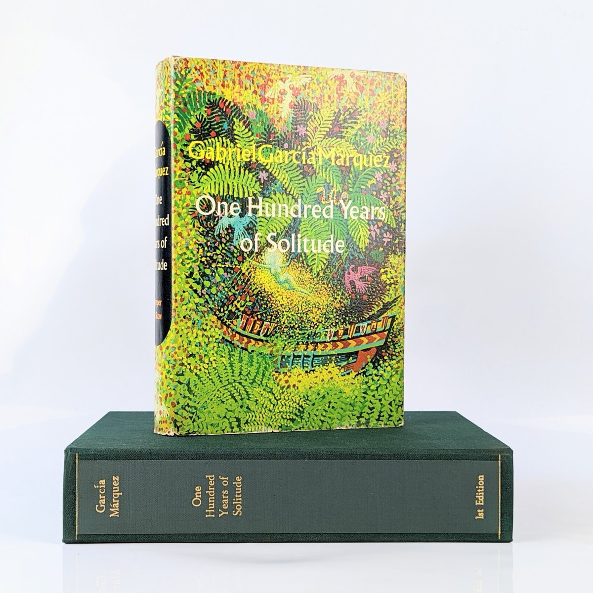 finebookcellar's tweet photo. A first US edition, first impression of 'One Hundred Years of Solitude'  (Harper &amp; Row, 1970) - https://t.co/EaqhWFQy2E

The novel's first appearance in English, housed in an attractive drop-back box. Adapted into a 2024 Netflix TV series.

#books #book #booklovers #firstedition https://t.co/IBNmijRp64