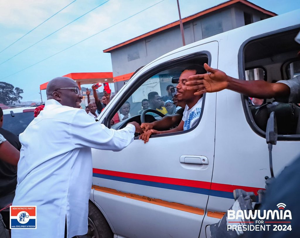 Kikiibenny's tweet photo. With Dr. Bawumia at the helm, Ghana's future looks brighter than ever! #1TouchForBawumia https://t.co/jedVpjW20c