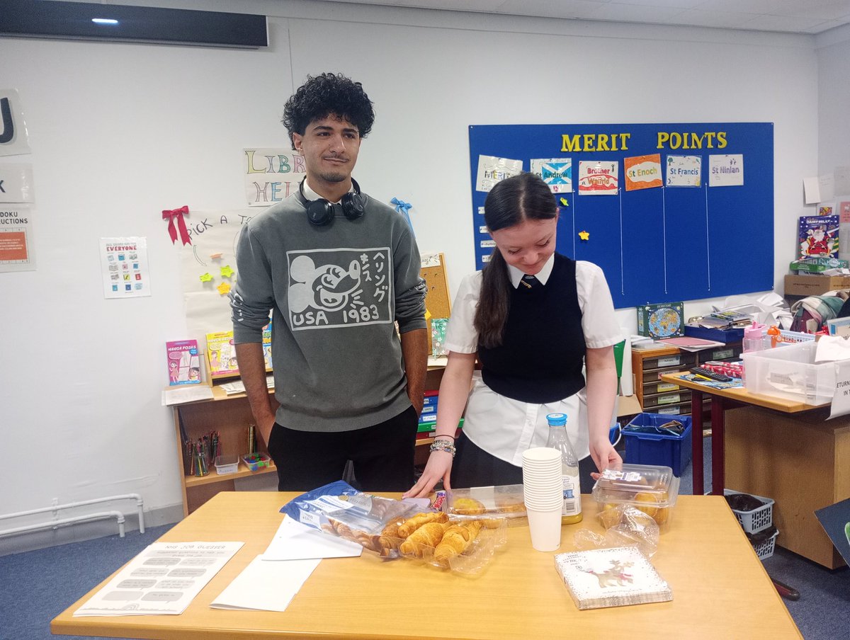 Mrs Dunn tweet media