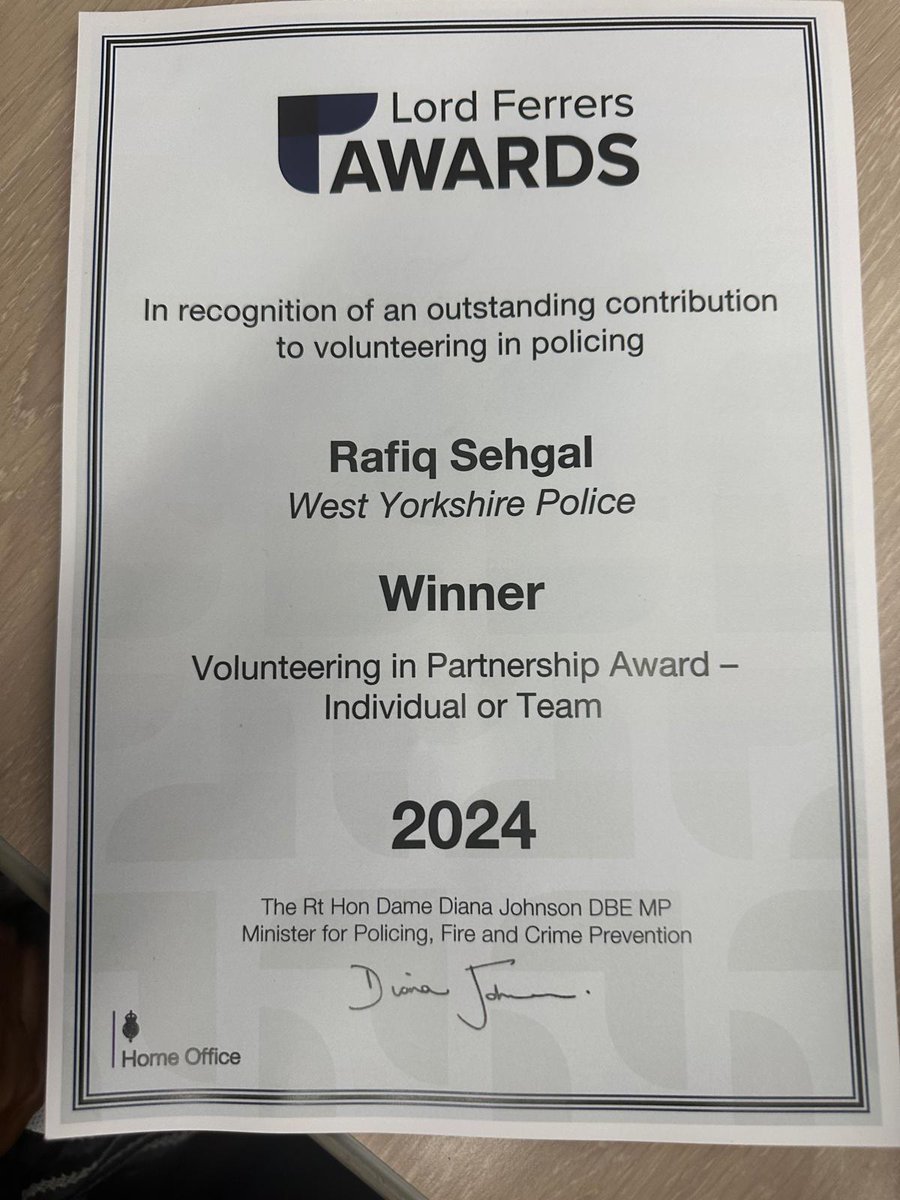 khidmat_centres's tweet photo. We are tremendously proud of our colleague Rafiq Seghal who was awarded the @ukhomeoffice Lord Ferrers award in recognition of his outstanding contribution to volunteering in policing. We are sure that the @WYP_SaferBD are equally as delighted. https://t.co/qRJ91wfRDV