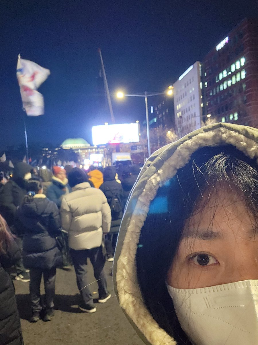 kbsahnsoyee's tweet photo. 내 아이들에게 평화로운 세상을 물려주기 위해 https://t.co/LZ8NFGG5bJ